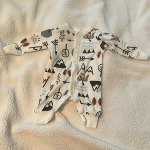 Newborn outfit